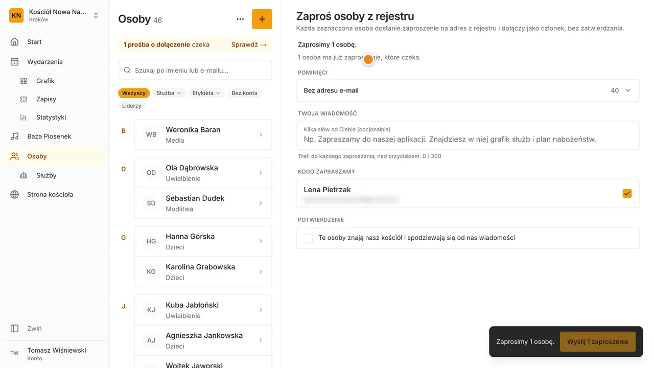 Krok 7: Trzeci: osoby z rejestru, które nie mają jeszcze konta. W Zaproszeniach kliknij Zaproś osoby z rejestru.