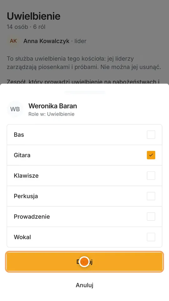 Krok 5: Ktoś nowy w zespole? Stuknij Dodaj osobę i wybierz jej rolę.